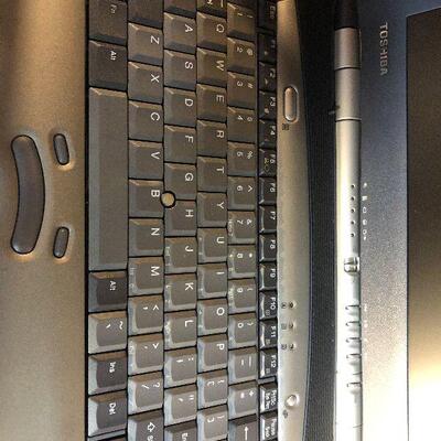 W37: Vintage Toshiba Laptops