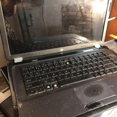 W37: Vintage Toshiba Laptops