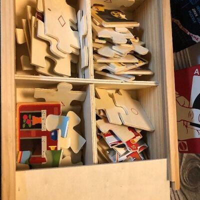 W45: Game lot, Cribbage and more