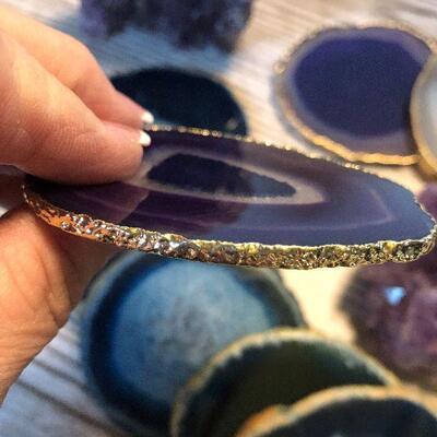 W47: Amethyst Geode and Geode Coasters Lot