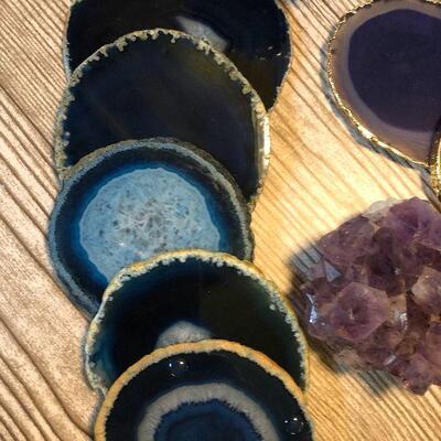 W47: Amethyst Geode and Geode Coasters Lot
