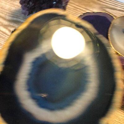 W47: Amethyst Geode and Geode Coasters Lot