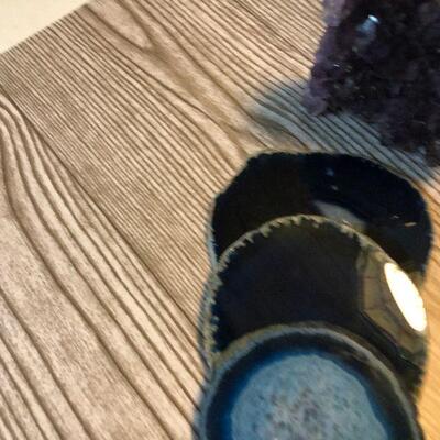 W47: Amethyst Geode and Geode Coasters Lot
