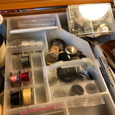 W49: Sewing Kit with Accessories