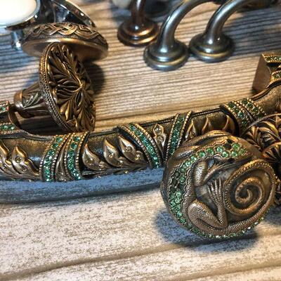 W50: Decorative Drawer Pull Lot (Upcyclers Dream)