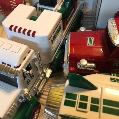 W52: Hess Firetrucks & Aircrafts Lot