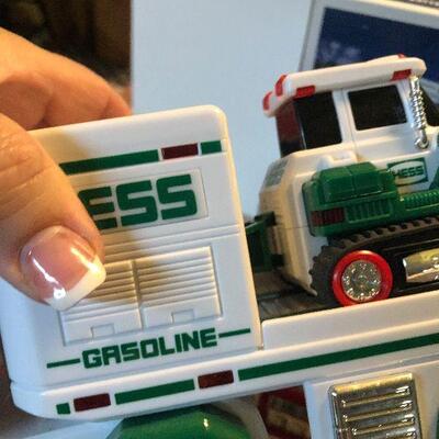 W52: Hess Firetrucks & Aircrafts Lot