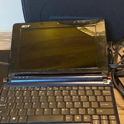 W55: Acer Computer Tester W/Cases