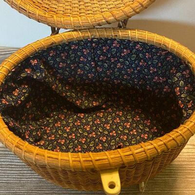 P104: Barlow Nantucket Basket Handbag and More