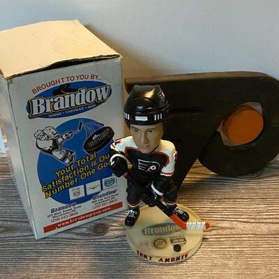 P107:  Philadelphia Flyers Bobblehead and Wall Plaque