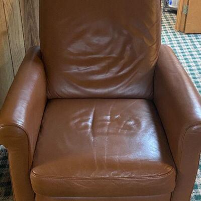 P112: Leather Recliner, Throw Pillow and Blanket
