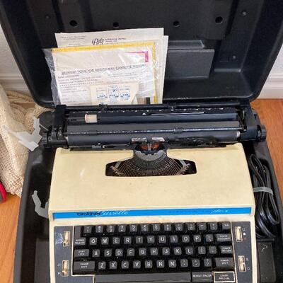 Vintage Brother Cassette Typewriter in Original Case 