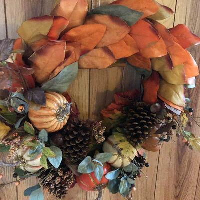 P120: Large Fall Wreath w/ pumpkins, pinecones, & more!