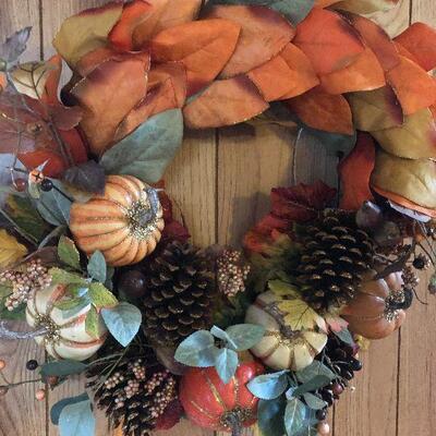 P120: Large Fall Wreath w/ pumpkins, pinecones, & more!