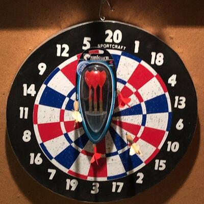 P122: Dartboards & Darts