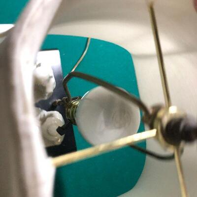 P128: Japanese Couple Lamp