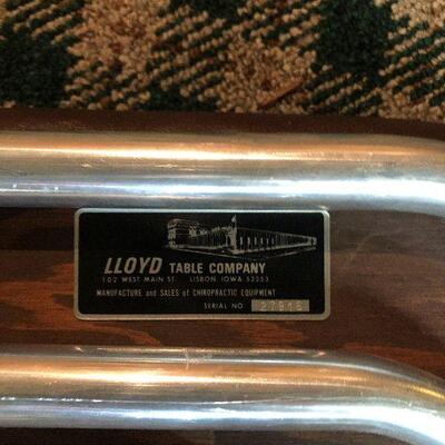 P133: Lloyd Portable Massage Table with Yoga Mat