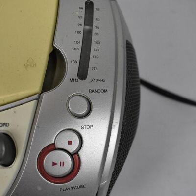 Portable Radio by GPX. AM/FM, CD, & Cassette. Radio Works