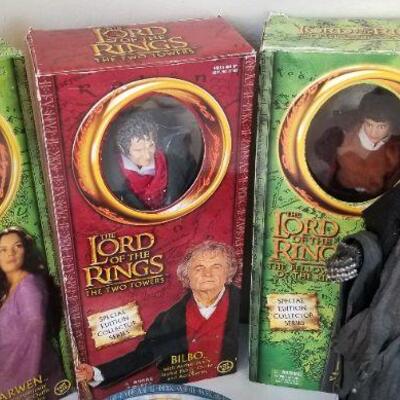 Lot #47  Lot of Lord of the Ring toys and figures