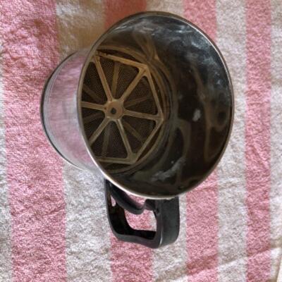 Vintage sifter