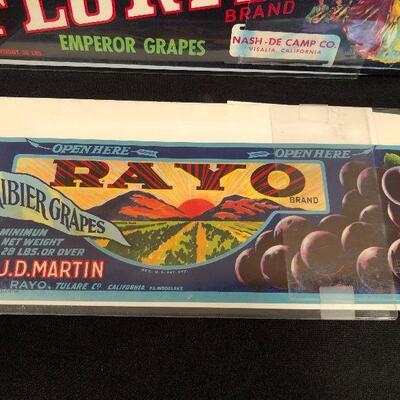 #14 2 vintage Grape Fruit Crate Labels. 