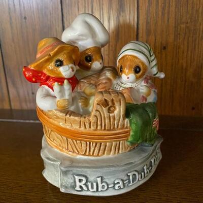 Rub-a-Dub-Dub Music Box Figurine 