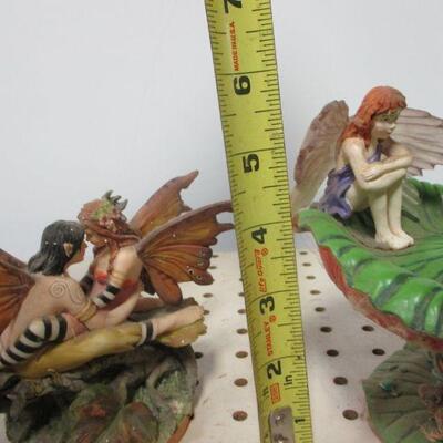 Lot 39 - Fairy Figurines 