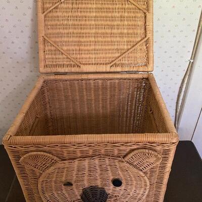 Wicker Cube Bear Face Lidded Basket 