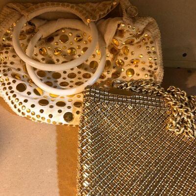 P146: Whiting & Davis Vintage Gold Mesh Handbag