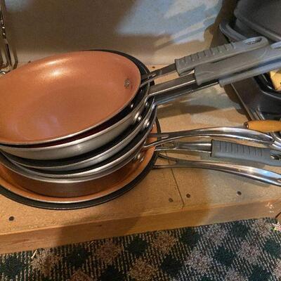 Cl65: Lot of Sautee Pans