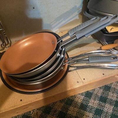 Cl65: Lot of Sautee Pans