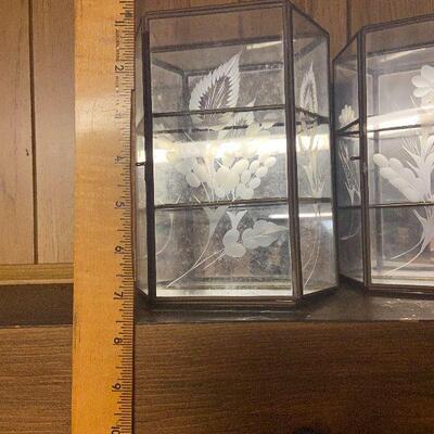 CL68: Small Hanging Mirrored Display Cases