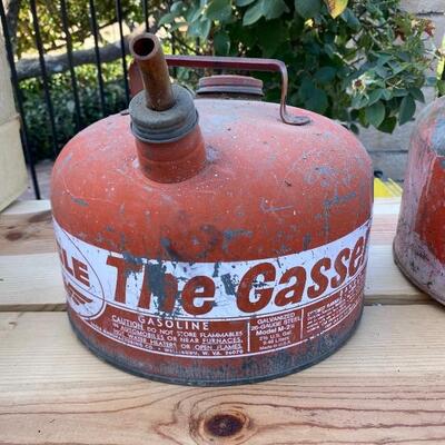 Pair of Vintage 2.5 Gallon Gas Cans