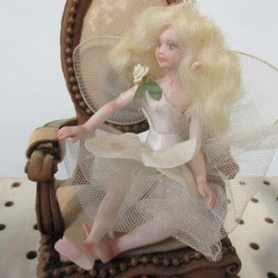 Lot 54 - Fairy Figurines 