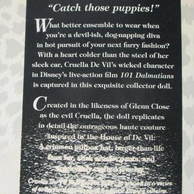Lot 61 - Great Villains Collection- Cruella DeVil -101 Dalmatians