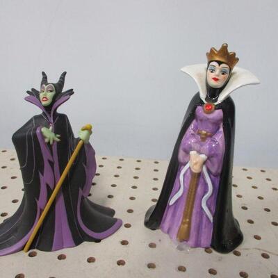Lot 104 - Evil Queen & Maleficent  Figures