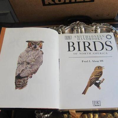 Smithsonian Birds of North America