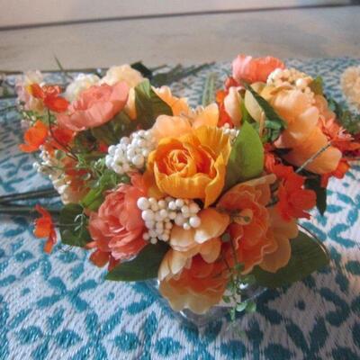 Small arragements - Realistic artificial