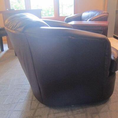 Leather swivel/roll chairs