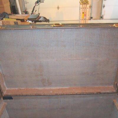 Vintage 1920's storage trunk