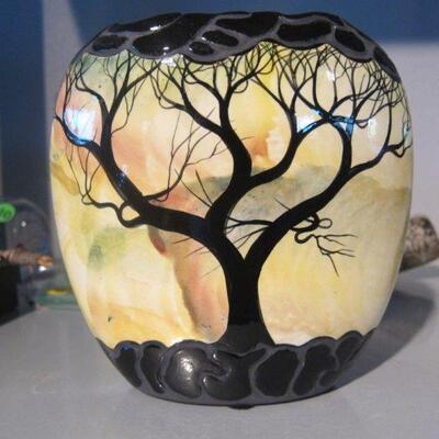 Porcelain decorative vase