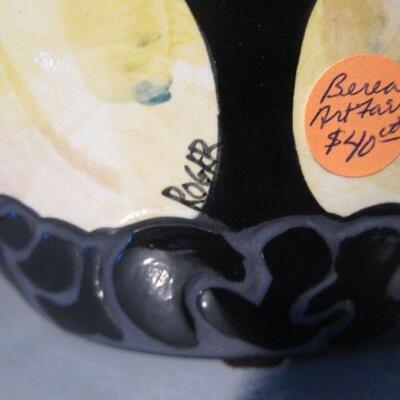 Porcelain decorative vase