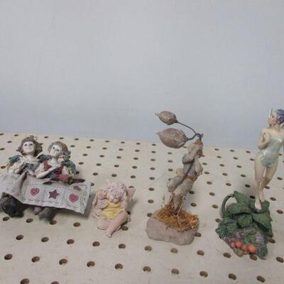 Lot 113 - Fairy & Angel Figurines 