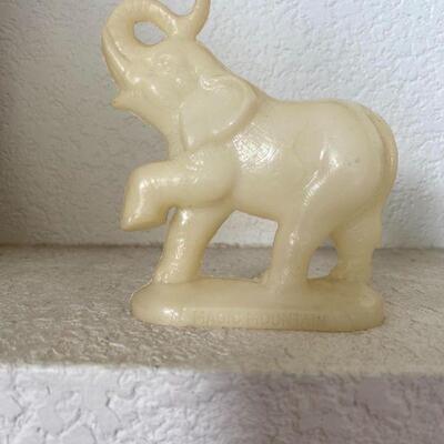 Disney Mold A Rama Moldarama Elephant Magic Mountain Wax Souvenir Collectible 