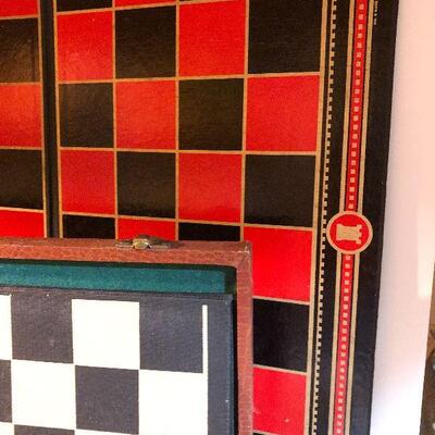 CL48:  Magnetic Chess Set