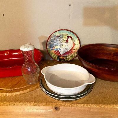 CL49:  Large Salad Bowl, Glass pie plates, Cutting Board and more