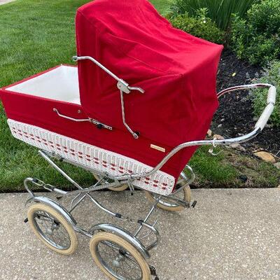 G114: Vintage Perry Pram Baby Carriage