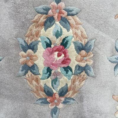 G116: Grey Floral Rug
