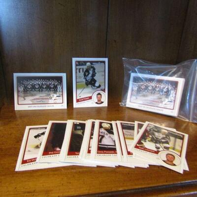 LOT 125  HOCKEY MEMORABILIA