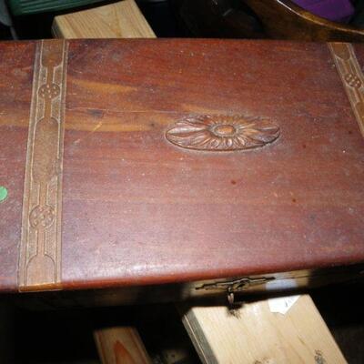 Vintage WW2 Treasure chest 12in x 8 x 3. 